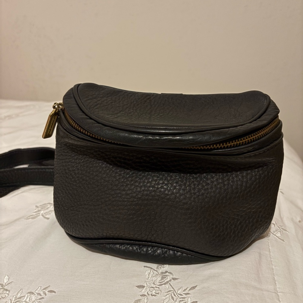 Vintage Coach Fishing Creel